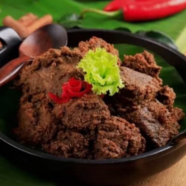 

RENDANG DAGING SAPI UKURAN BESAR MASAKAN NUSANTARA SIAP SAJI HALAL