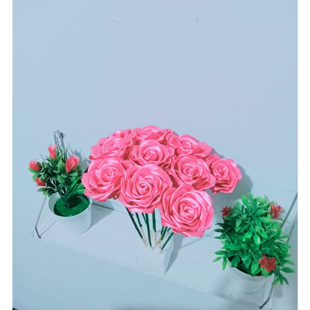 

mawar pita satin untuk buket