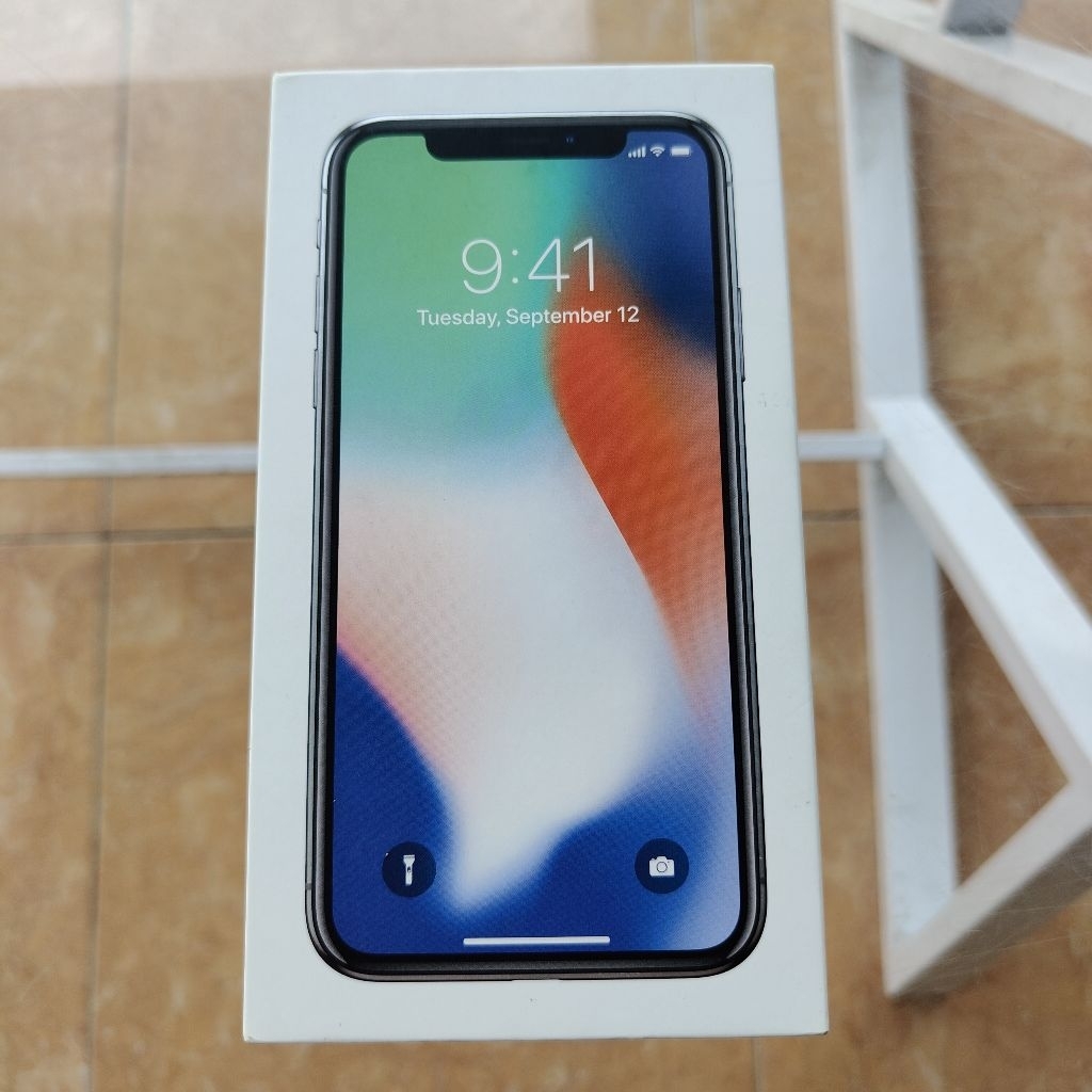 Dus Box iPhone X 256GB Silver Inter Original Copotan