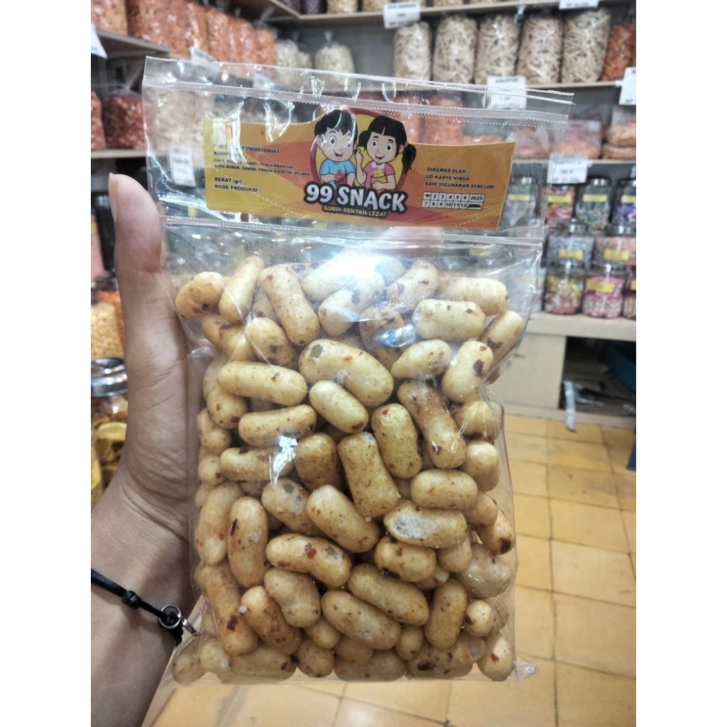 

camilan pilus bangkok pedas 100gr
