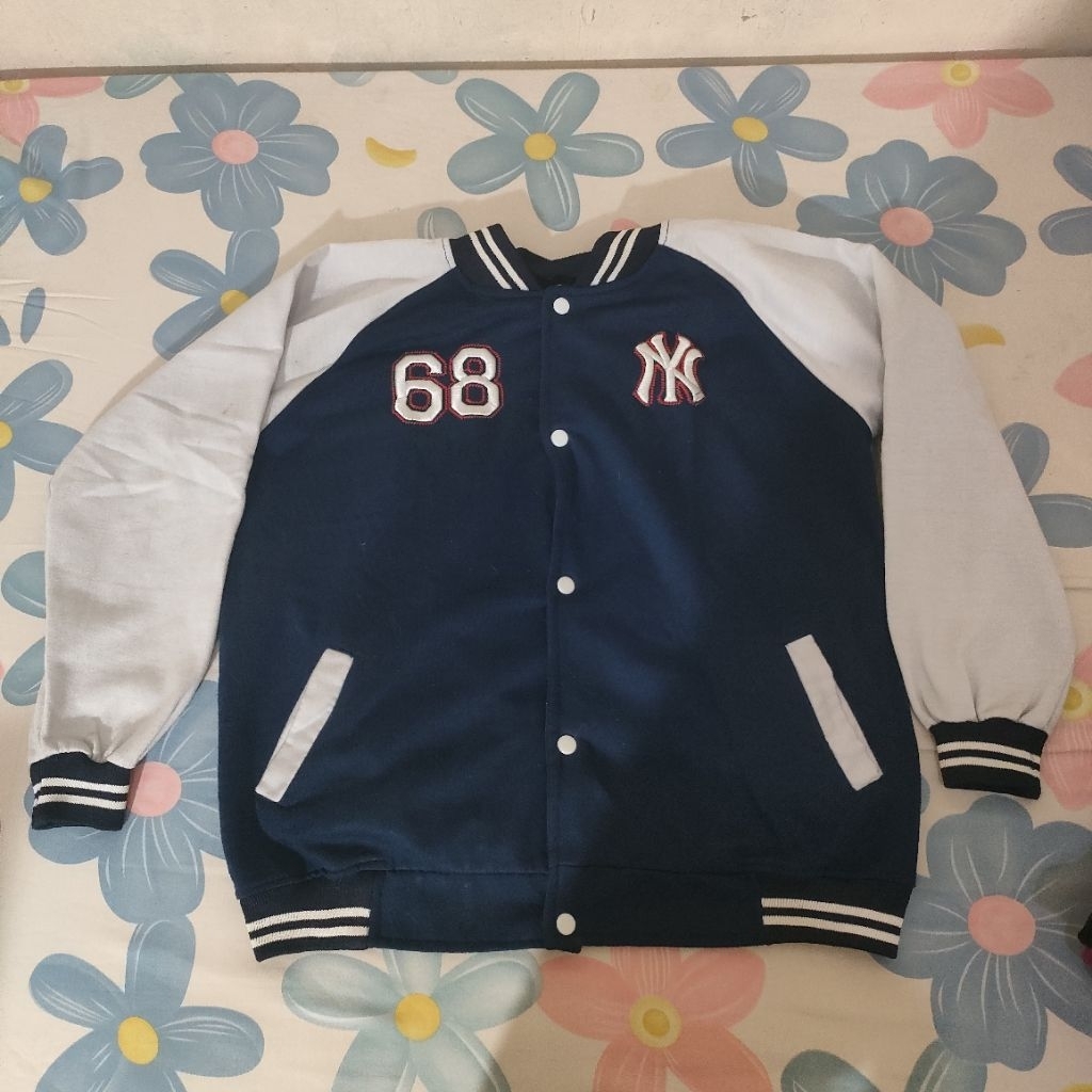 Preloved Jacket Baseball Varsity