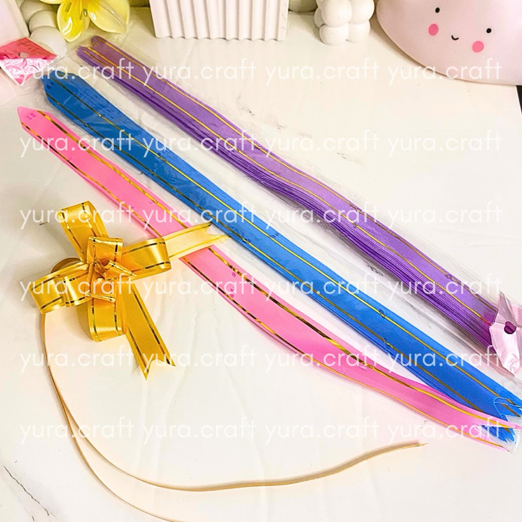 

Pita Tarik 18mm Lis EMAS Serut Parcel Kado Souvenir 18 mm GOLD STRIPE LACE