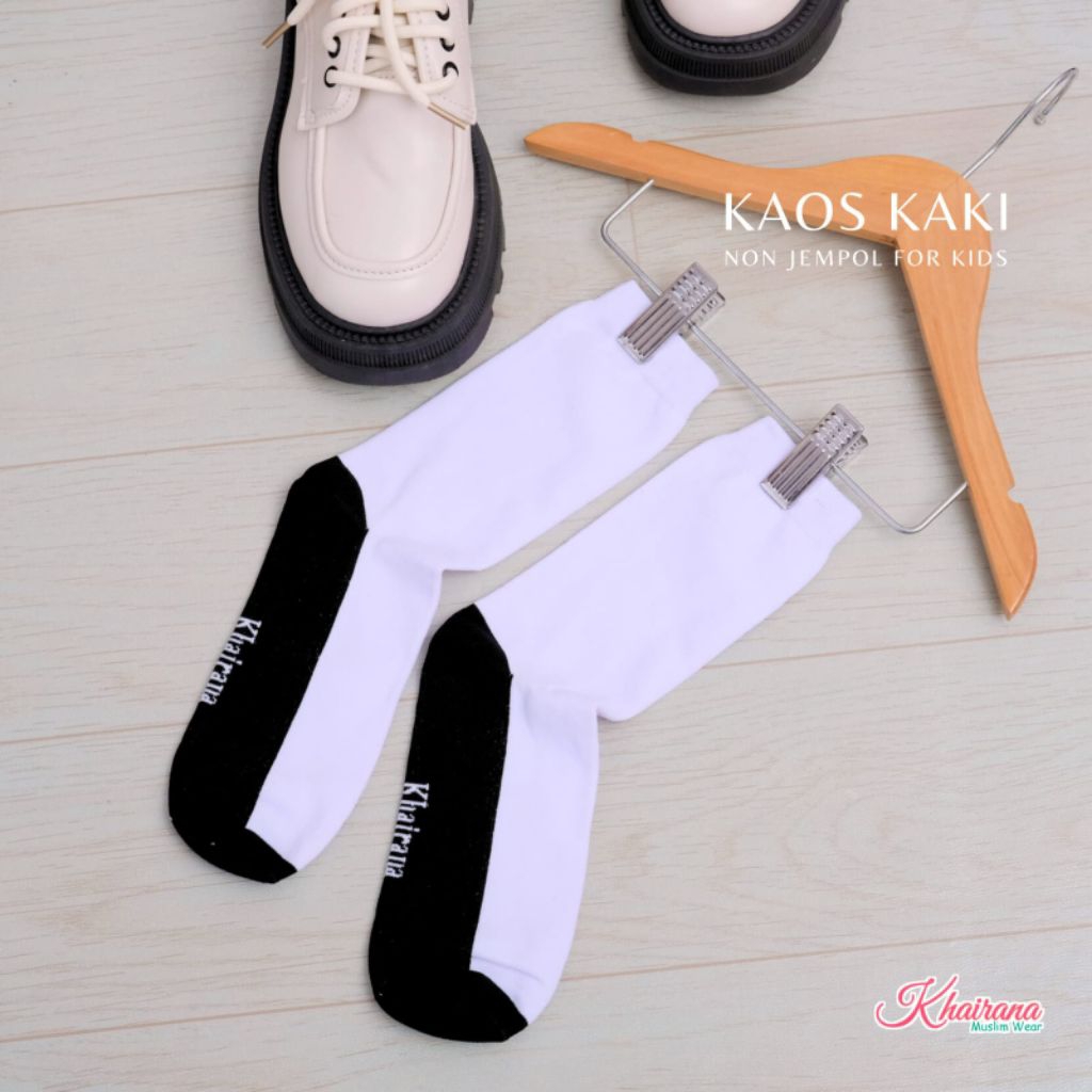 KAOS KAKI SEKOLAH ANAK BY KHAIRANA