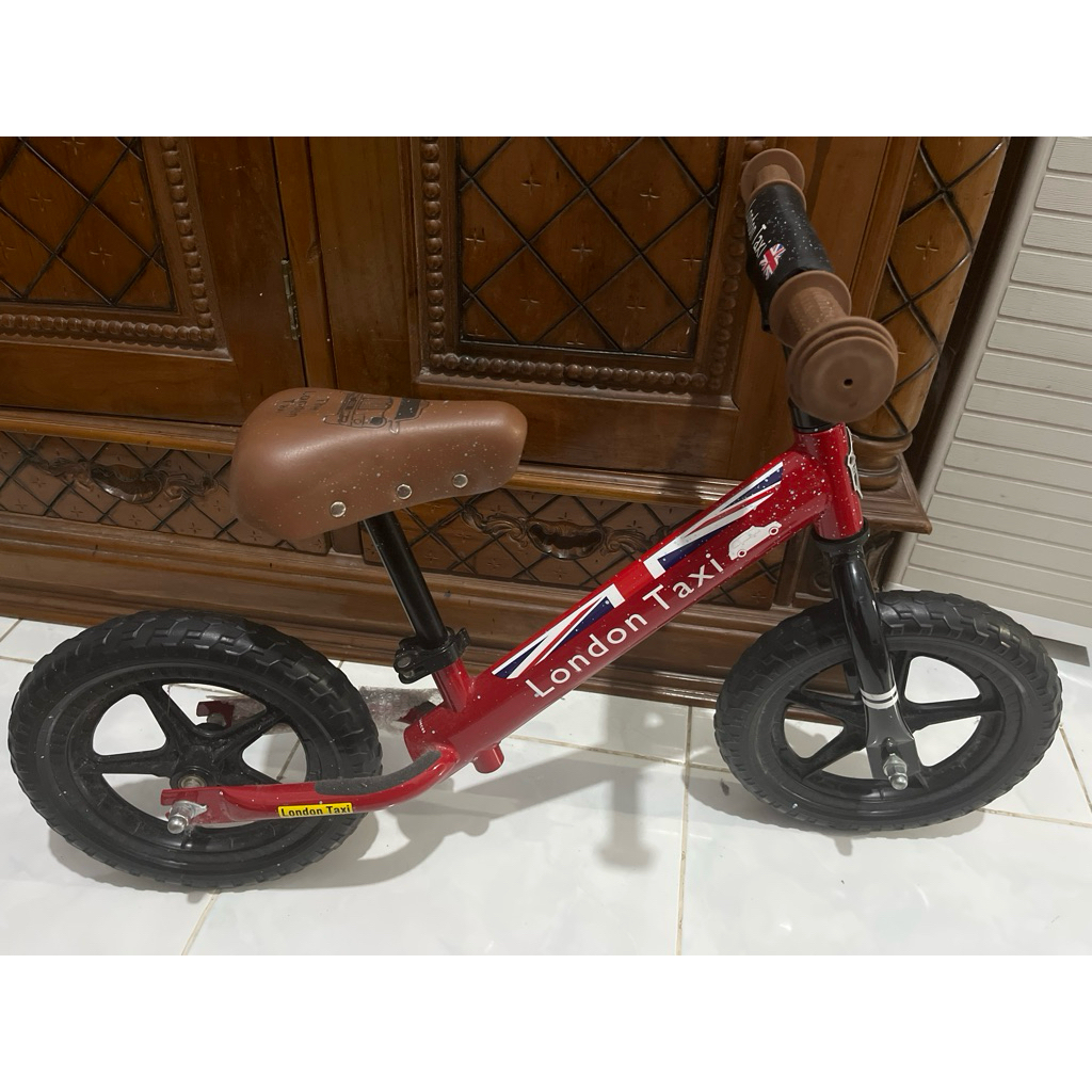 Balance Bike taxi london preloved