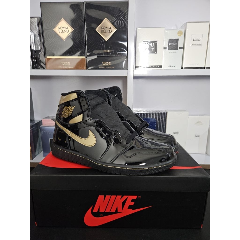 Sepatu Nike Air Jordan 1 Black Metallic Gold Original BNIB
