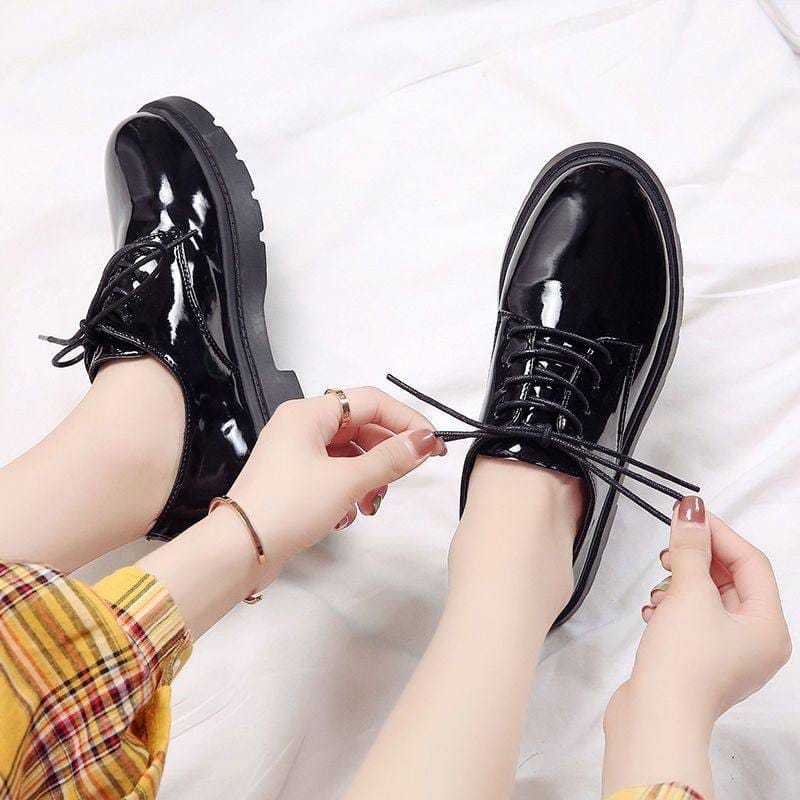 Sepatu Wanita Sekolah Kuliah Harajuku Remaja / Dewasa Low Boots Glosy And Dof Premium