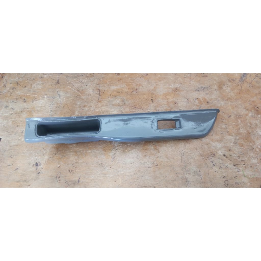 panel  casing power window Mitsubishi Kuda not ori