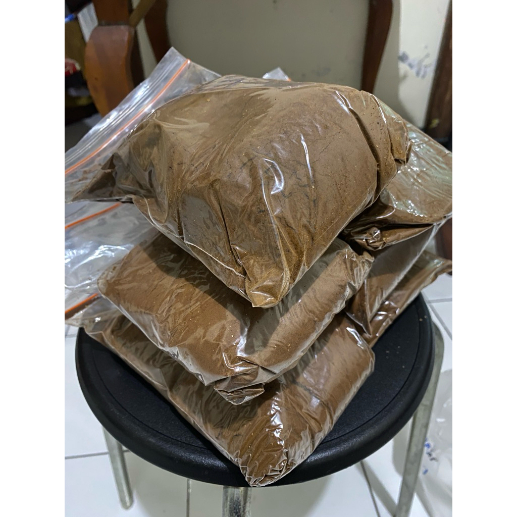 

Kopi Bubuk Robusta Temanggung (Giling Halus) 500gram