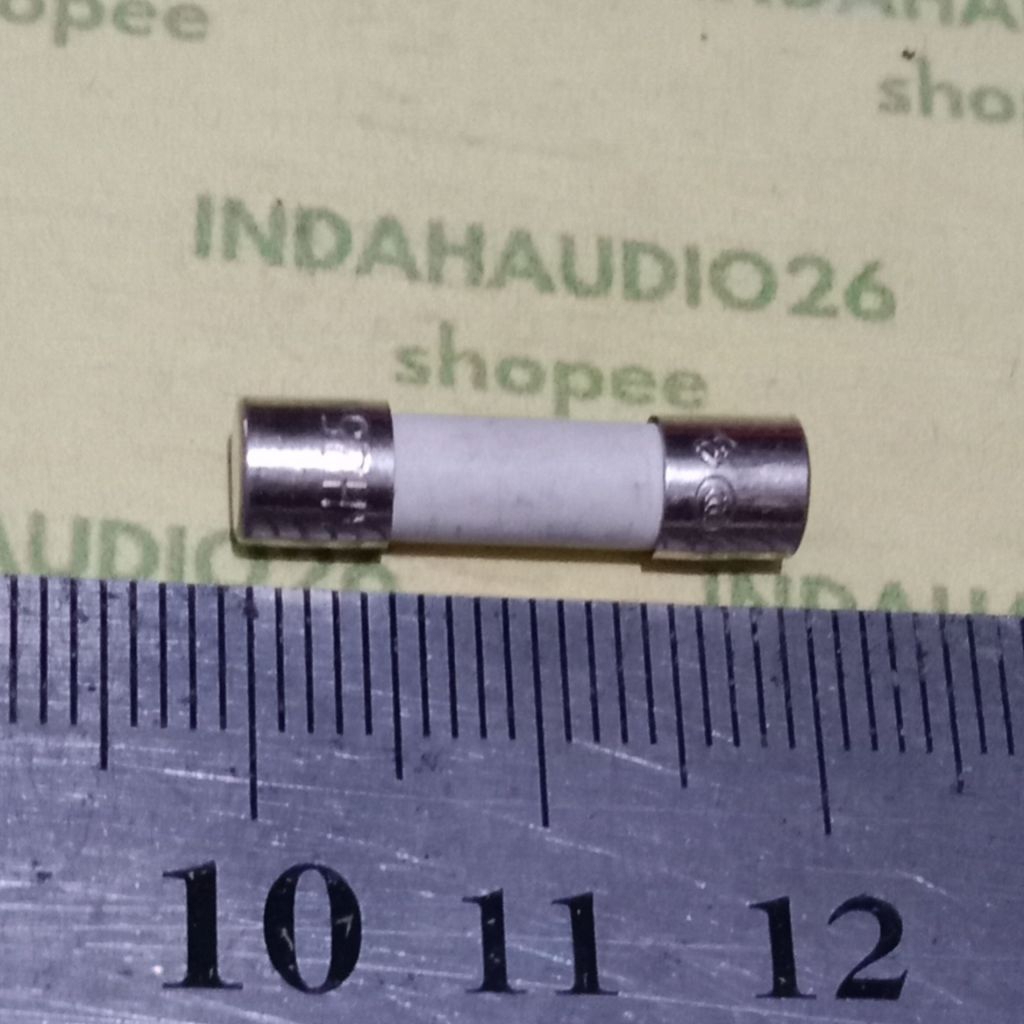 Bel 2A 250v d5x20mm T2H250V sekring keramik T2H 250V fuse fius sekering 5x20mm ceramic 2a d5x20mm 2 