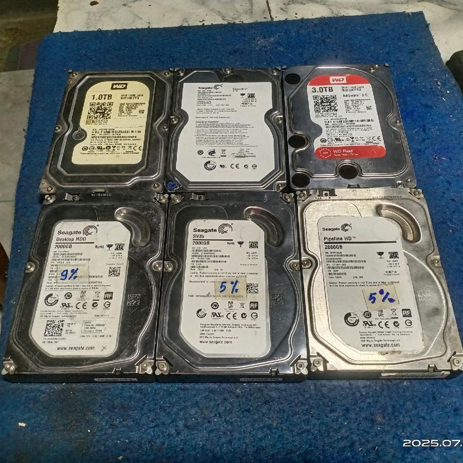 hardisk hdd pc WD seagate 2tb 4pcs 3tb 1pcs 1tb 1pcs masih segel kondisi rusak eror gk detek ada yg 