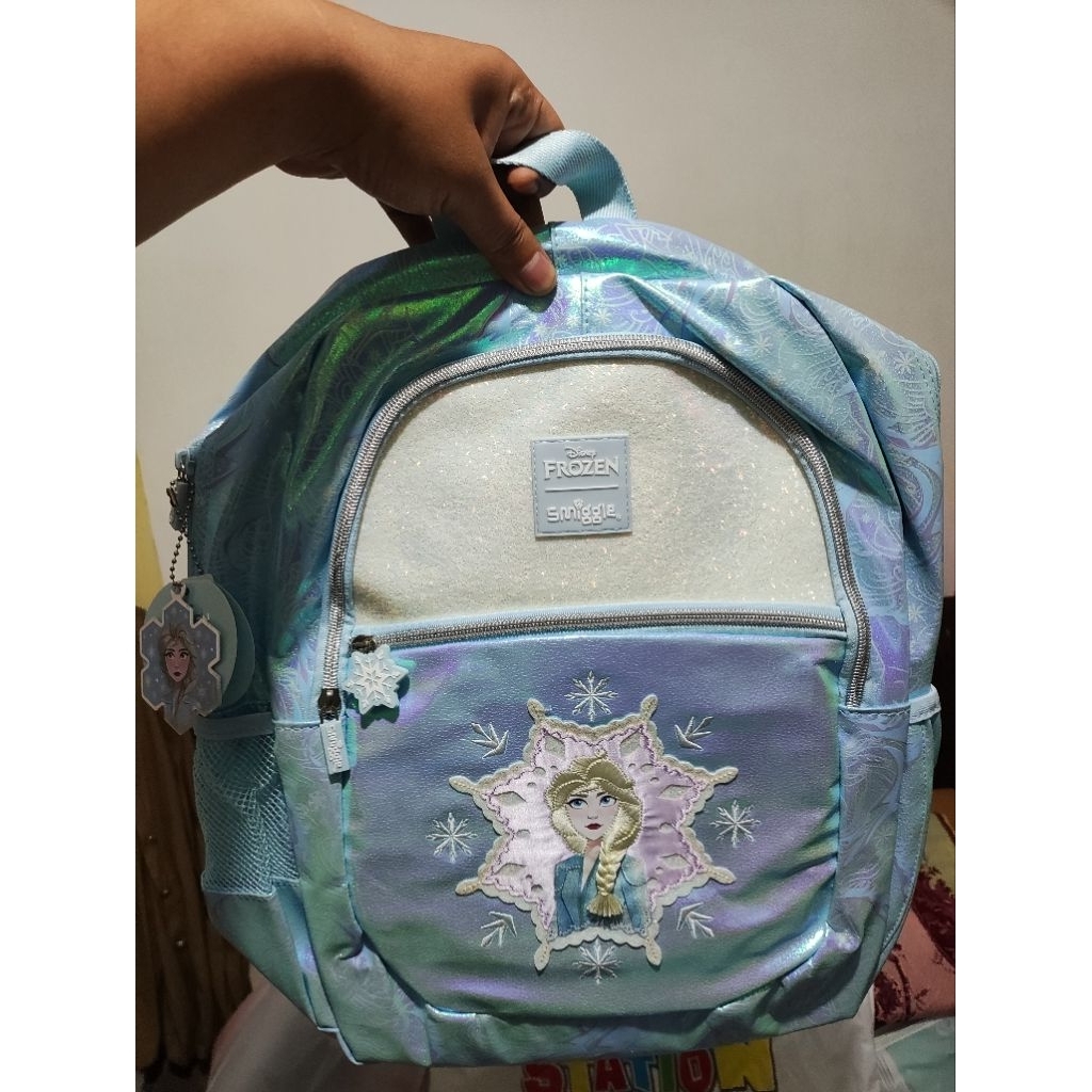 smiggle frozen 2 original 100%. size senior