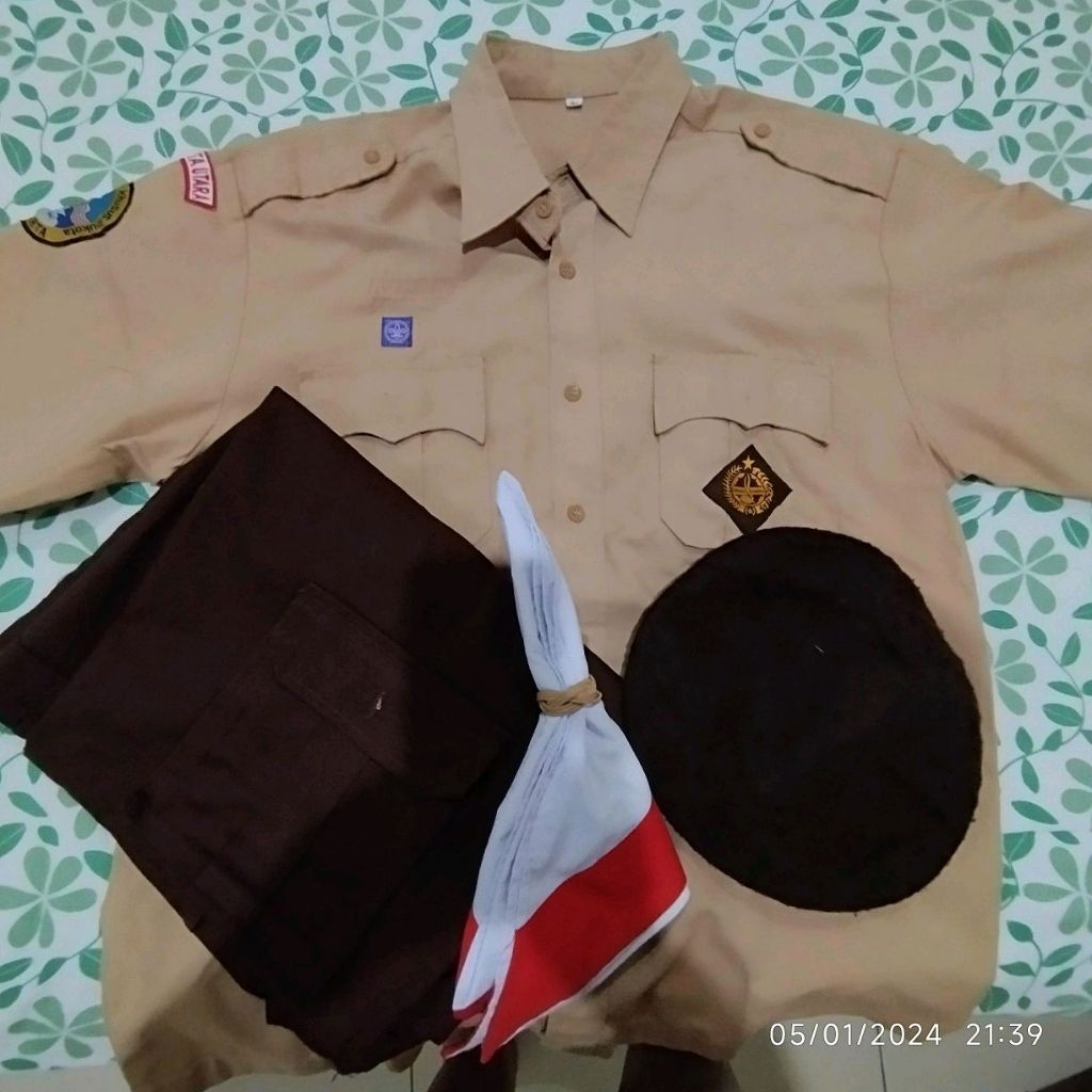 Seragam Pramuka Putra SMAK Penabur Preloved