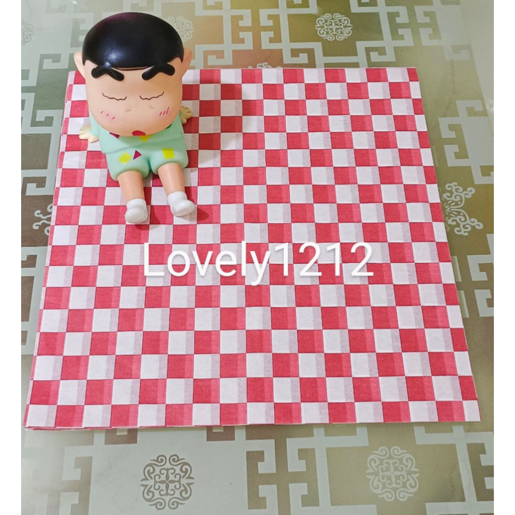 

KERTAS BUNGKUS NASI KFC ukuran 25x27cm/ KERTAS BUNGKUS HAMBUGER ISI 100 LEMBAR MOTIF CHECKER MERAH