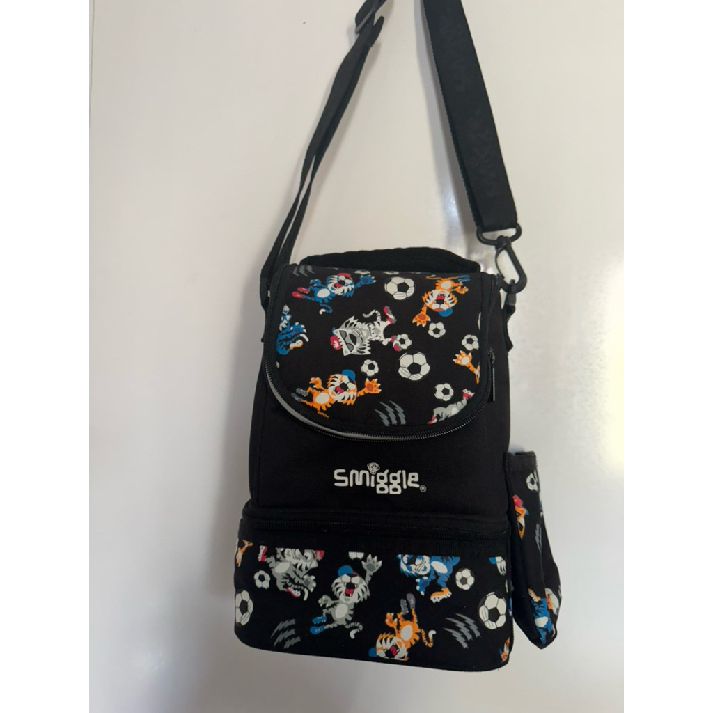 preloved like new smiggle lunch bag