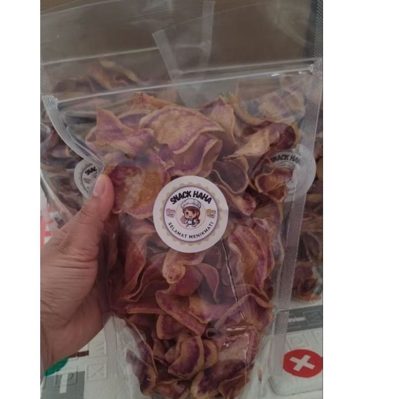 

Keripik Ubi Ungu Renyah dan Manis Gurih