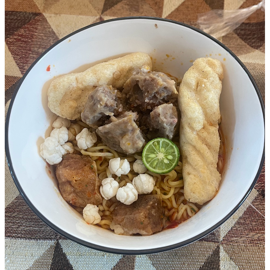 

BAKSO JUMBO URAT SAPI SPECIAL