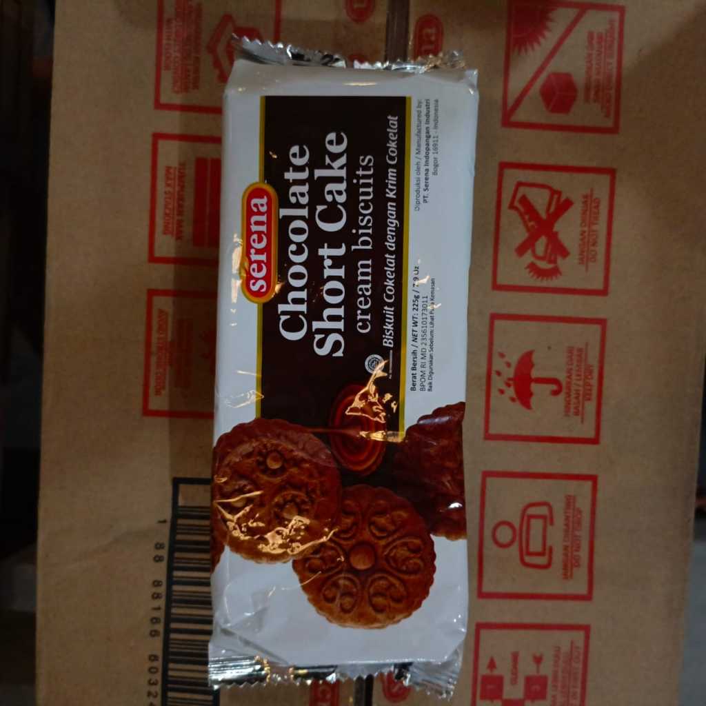

Serena short cake cream biskuit 225g (milk/chocolate/strawberry/banana/tiramisu) PCS