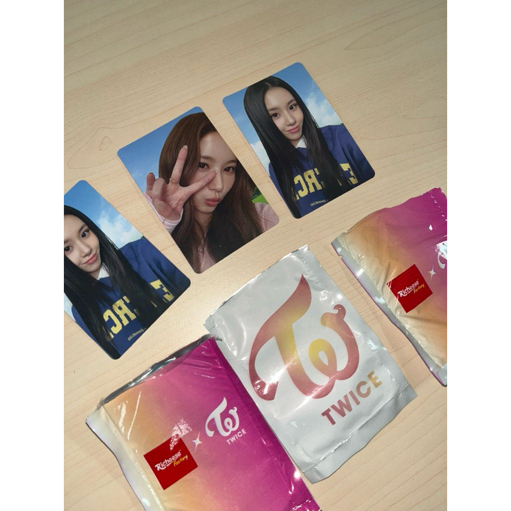 pc twice richeese chaeyoung