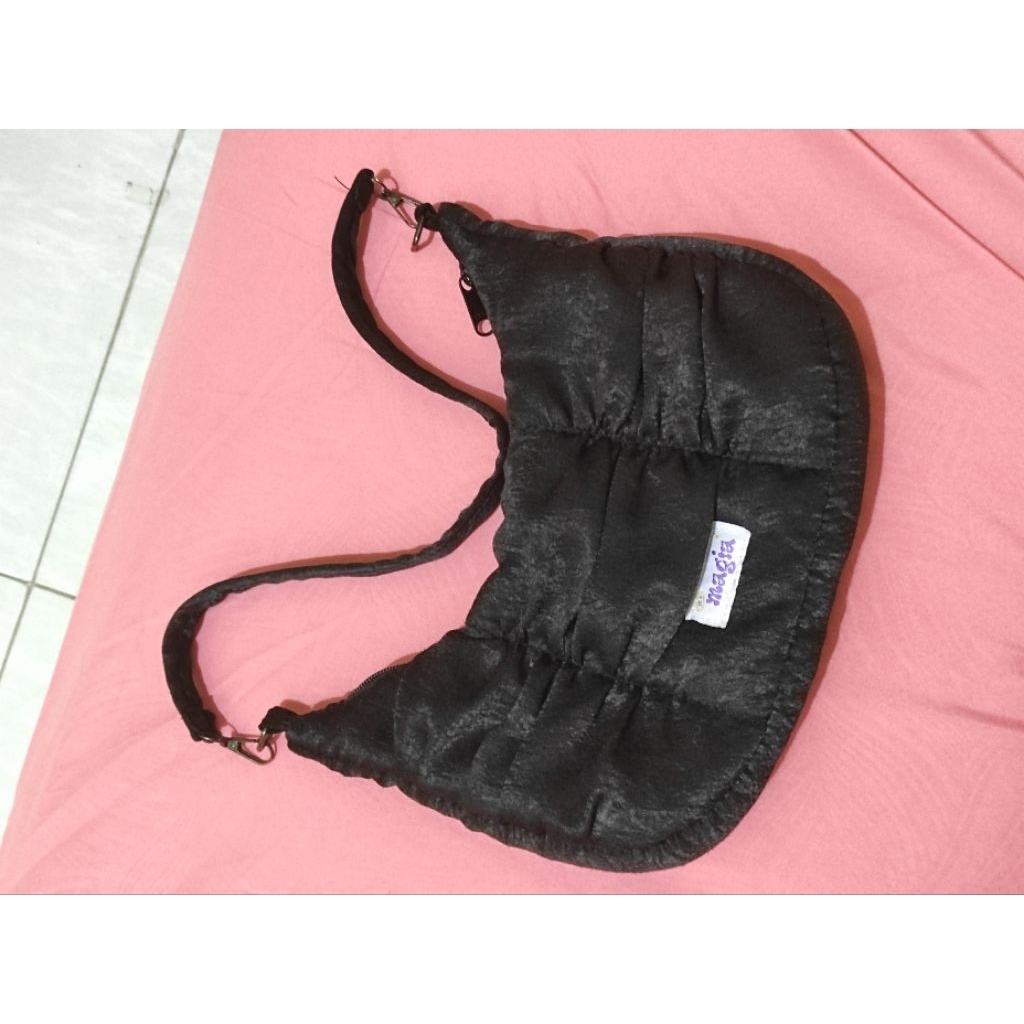 preloved shoulder bag its magia