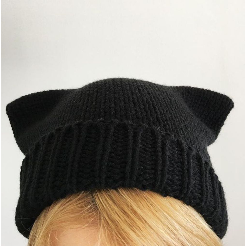 CAT EAR BEANIE HANDMADE 100℅ RAJUT