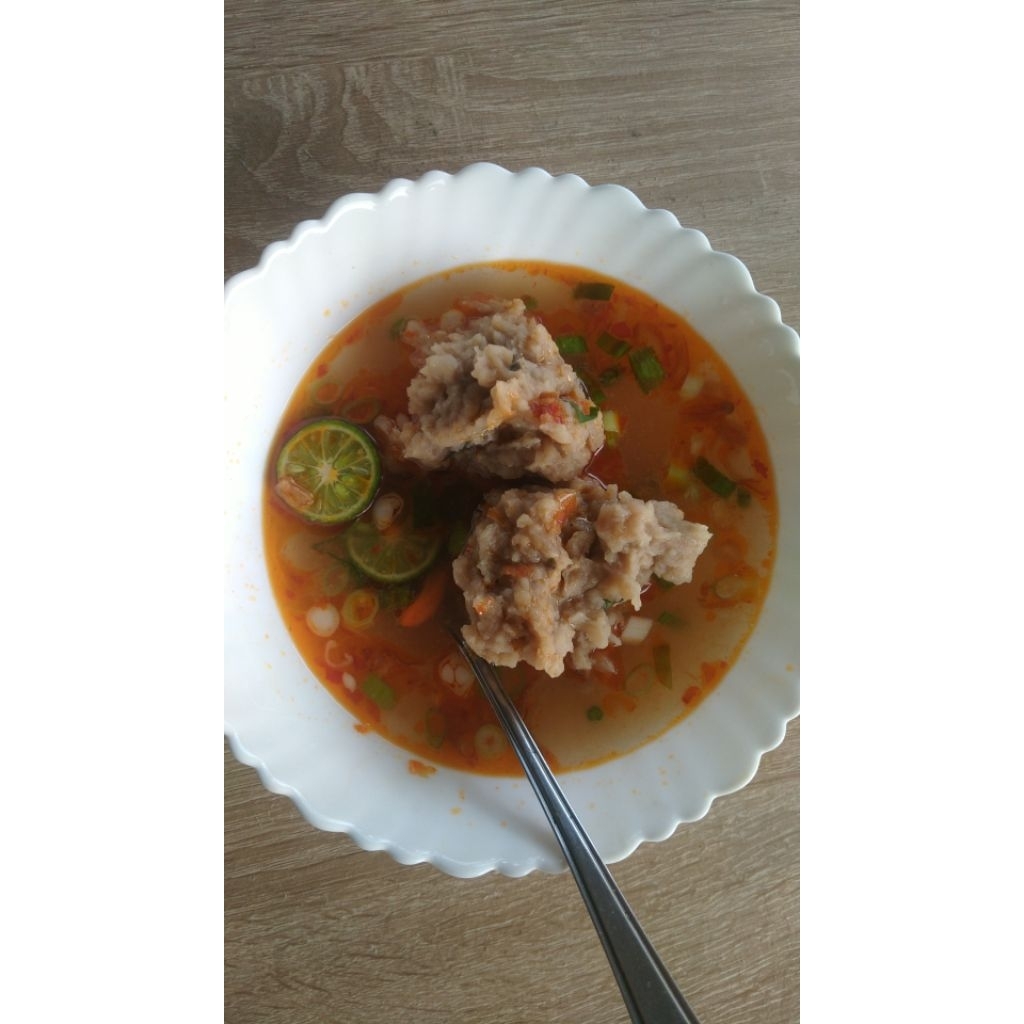 

bakso ikan malingping kuah merah & kuah bening