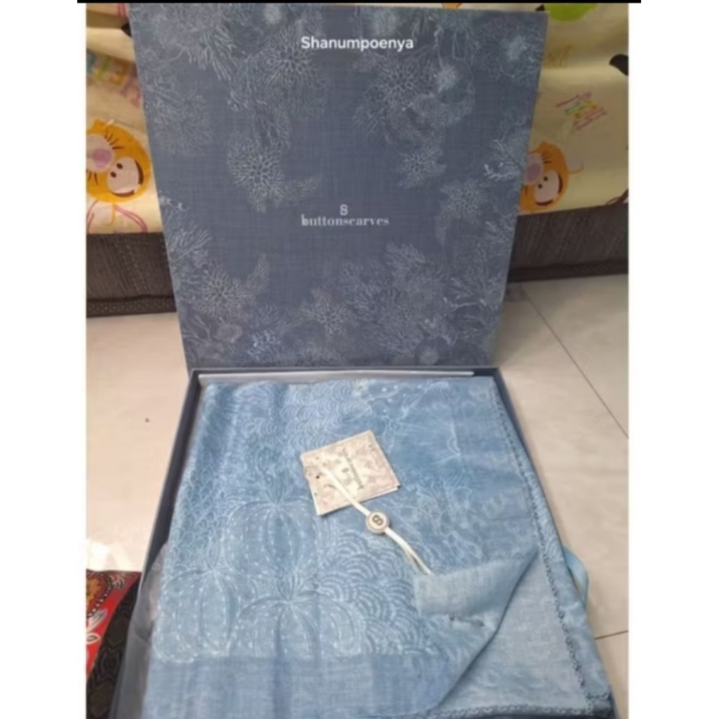 bora bora new buttonscarves