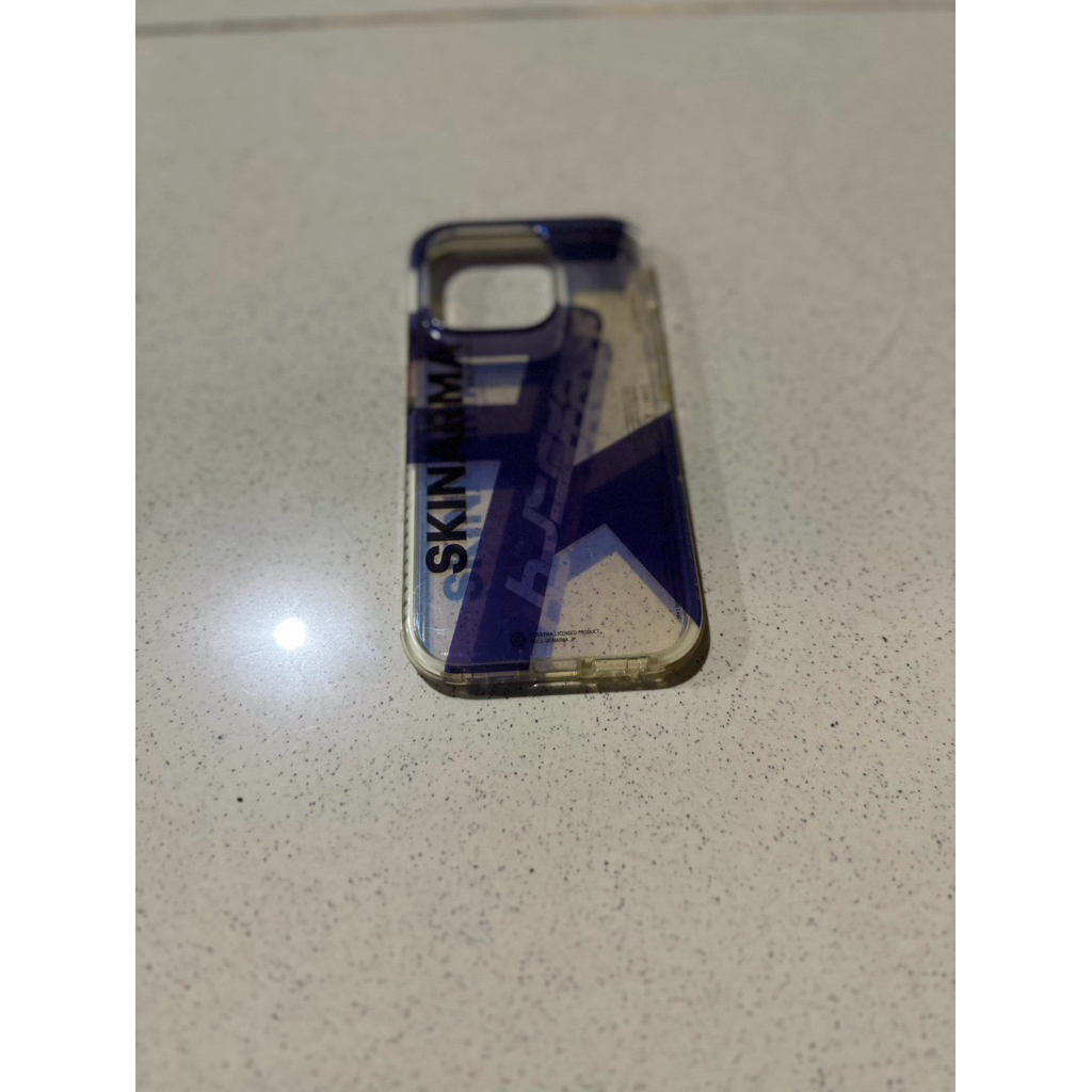 case iphone 14 pro skinarma