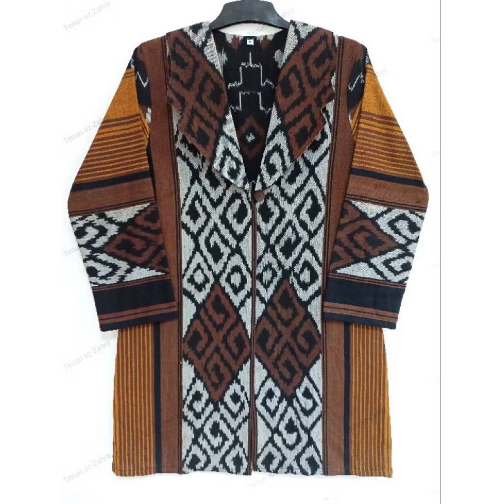 Blazer kain tenun-blazer wanita kekinian-blazer kantor kekinian-blazer tenun etnik-blazer kondangan 