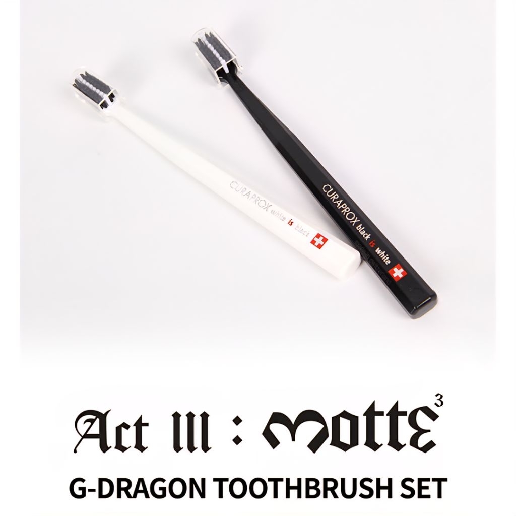 G-dragon act iii motte toothbrush set