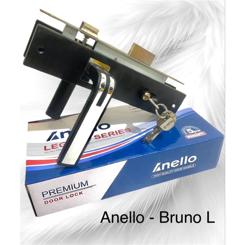 Handle pintu rumah, handle hitam, kunci pintu rumah