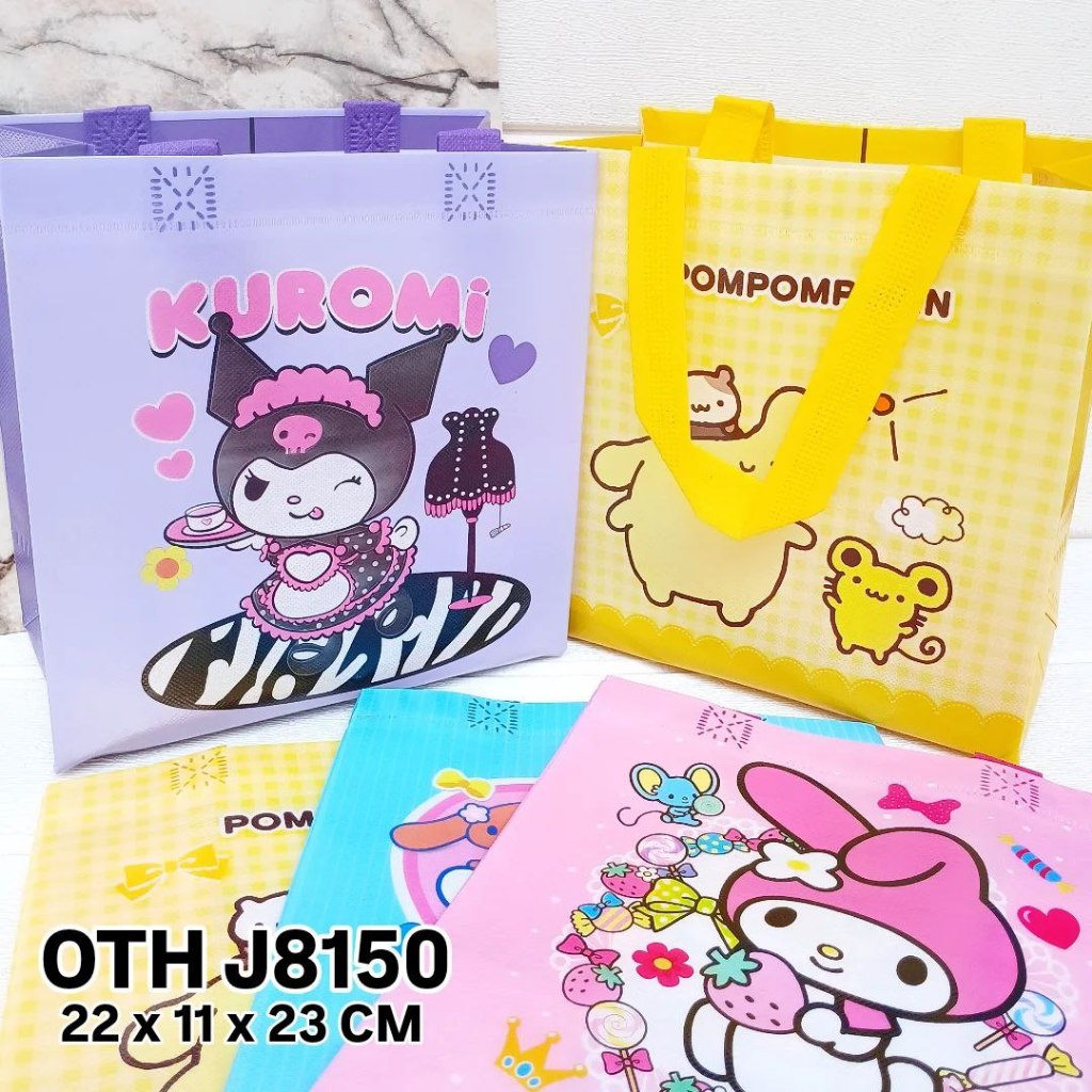 

OTH J8150 - ISI 12 TAS SPUNBOND PORTRAIT UK 22X23X11 MTF SANRIO