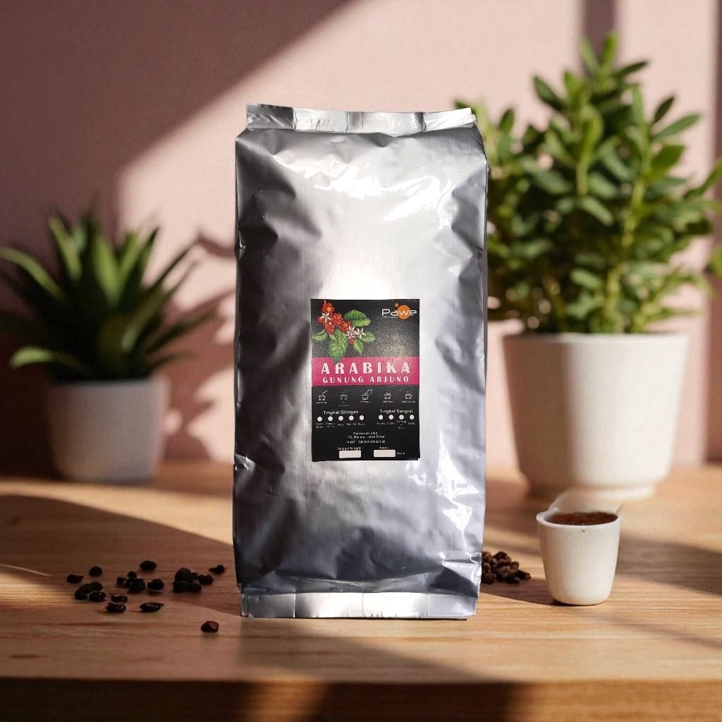 

Kopi Arabika Arjuno Biji Roastbean 1 Kg Grade A - PAWE COFFEE