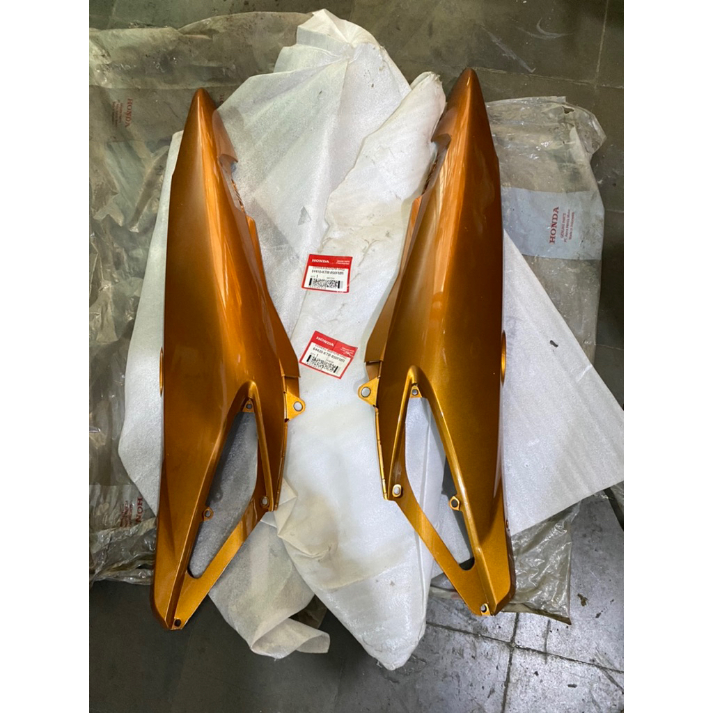 Cover L & R Body Cover Body Bodi Belakang Orange Honda Supra X 125 2007-2014 64410 64420-KTM-850FMR 
