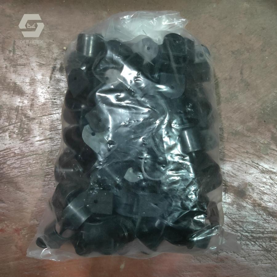 Klem Pipa Conduit 20mm Hitam @100pcs | Claim Konduit