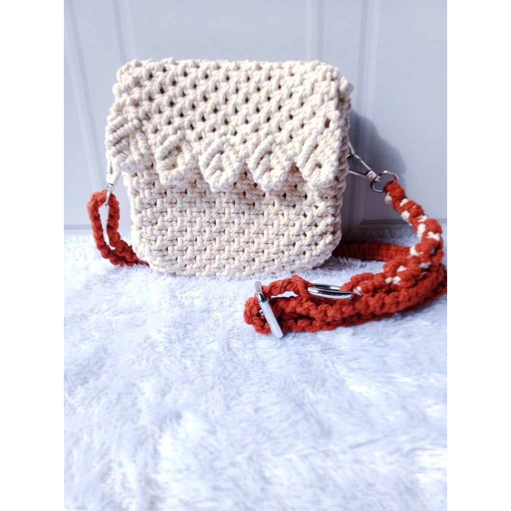 Tas Rajut Macrame Sling Bag atau Selempang Wanita dan Remaja Unik Cantik Aesthetic Lucu Imut Kekinia