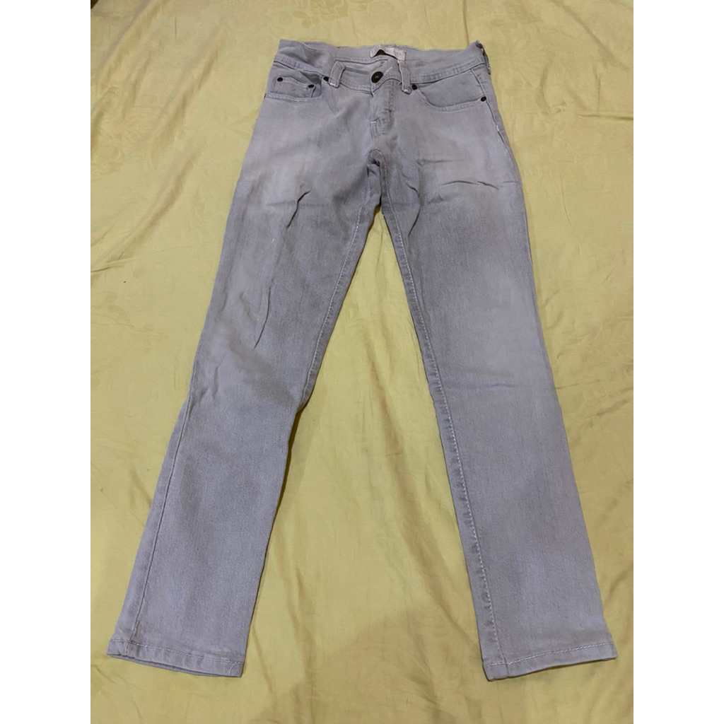 Celana jeans merk LOGO size L ori beli di Mall "preloved"