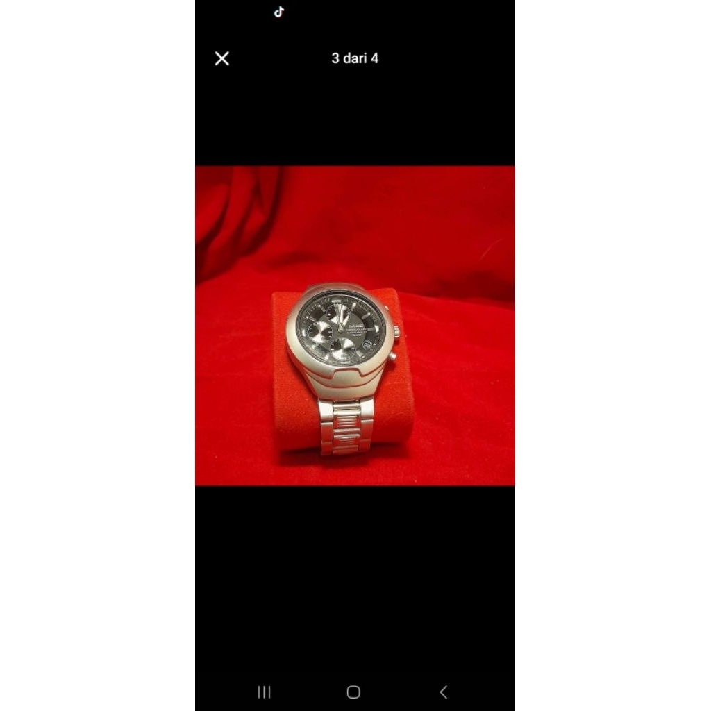 Seiko Chronograph V657-