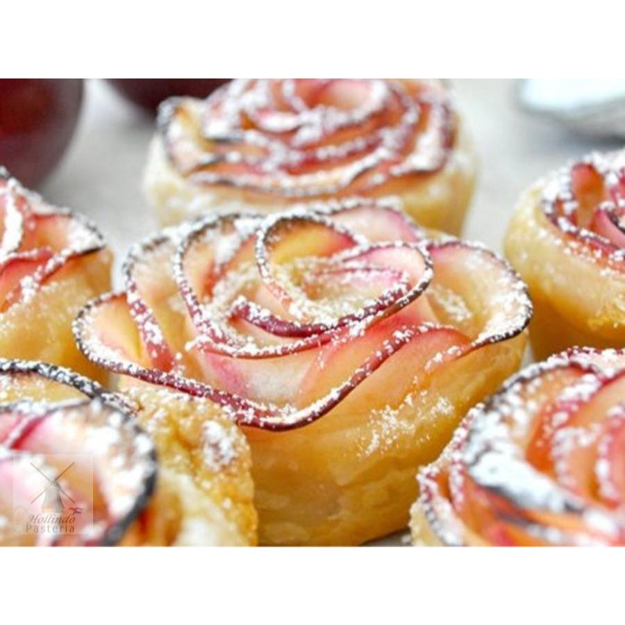 

Puff Pastry Cinnamon Sugar Apple Roses pack of 4 puff roses