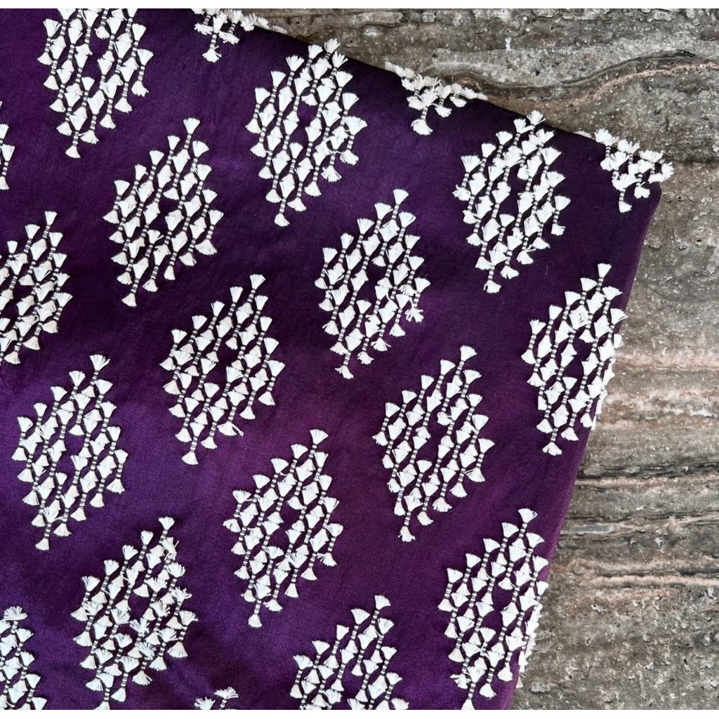 Kain tenun bulu viscose premium // kain rok wisuda//kain batik//onesetkebaya