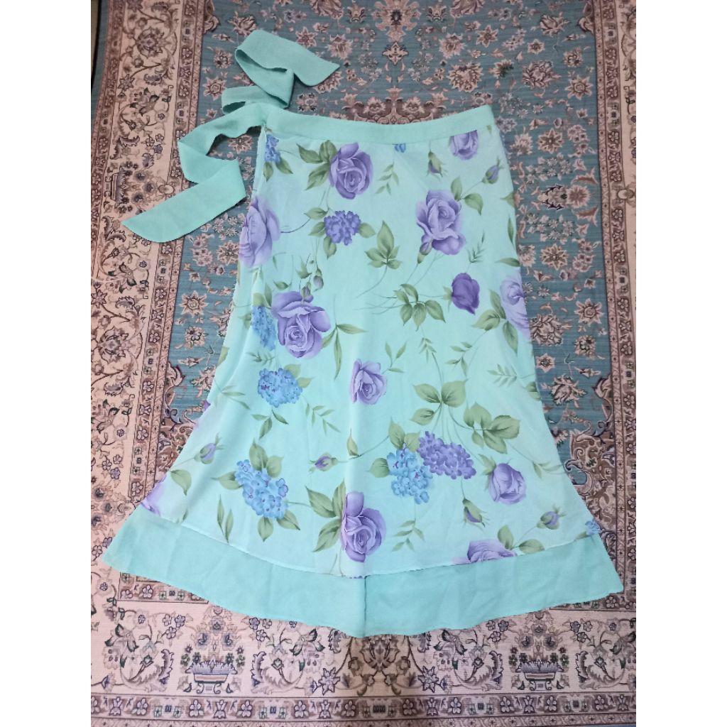 floral flowy midi skirt | vintage y2k midi skirt | beach skirt | rok pantai | summer skirt | floral 