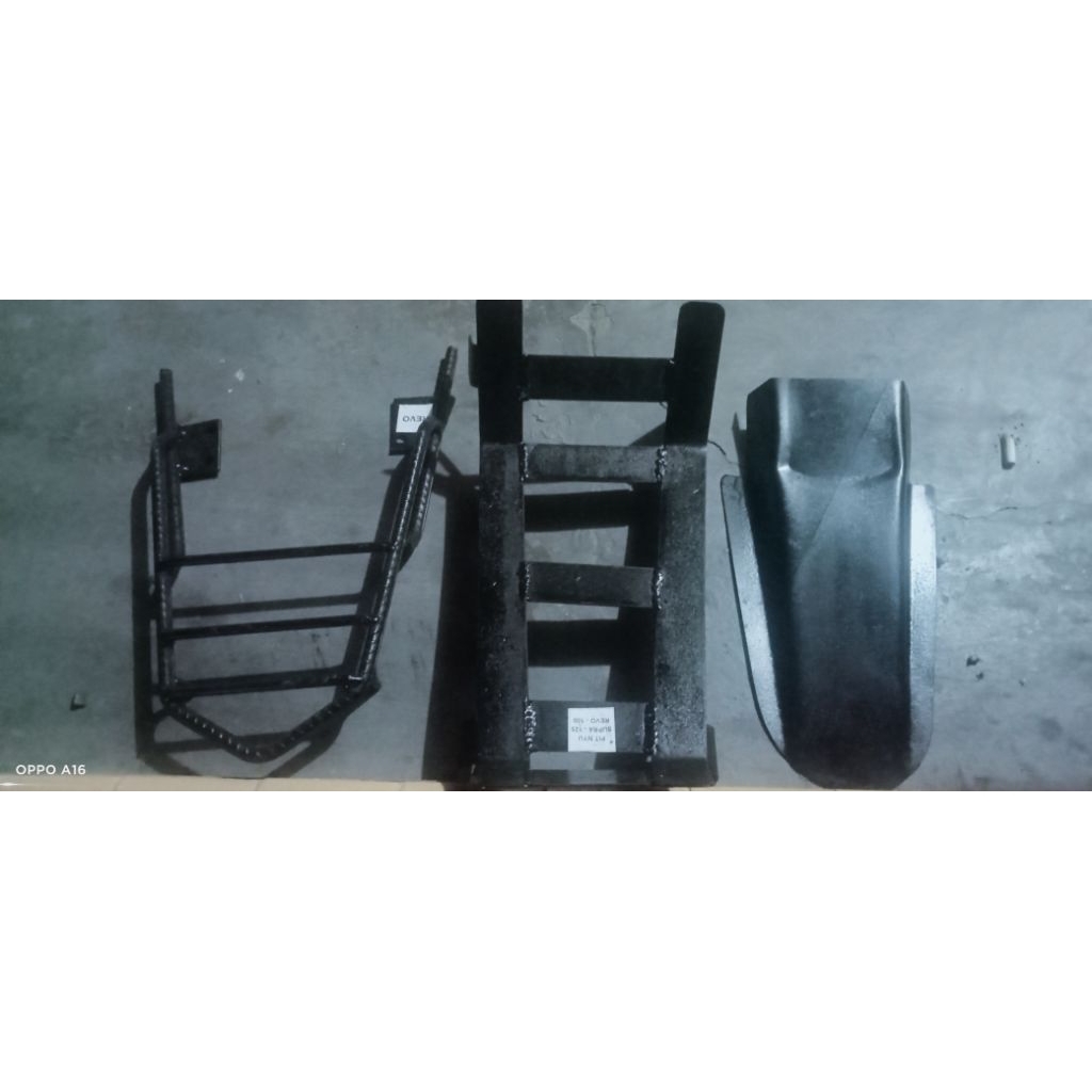 Bagasi belakang FIT NEW ,REVO 100,SUPRA X 125..