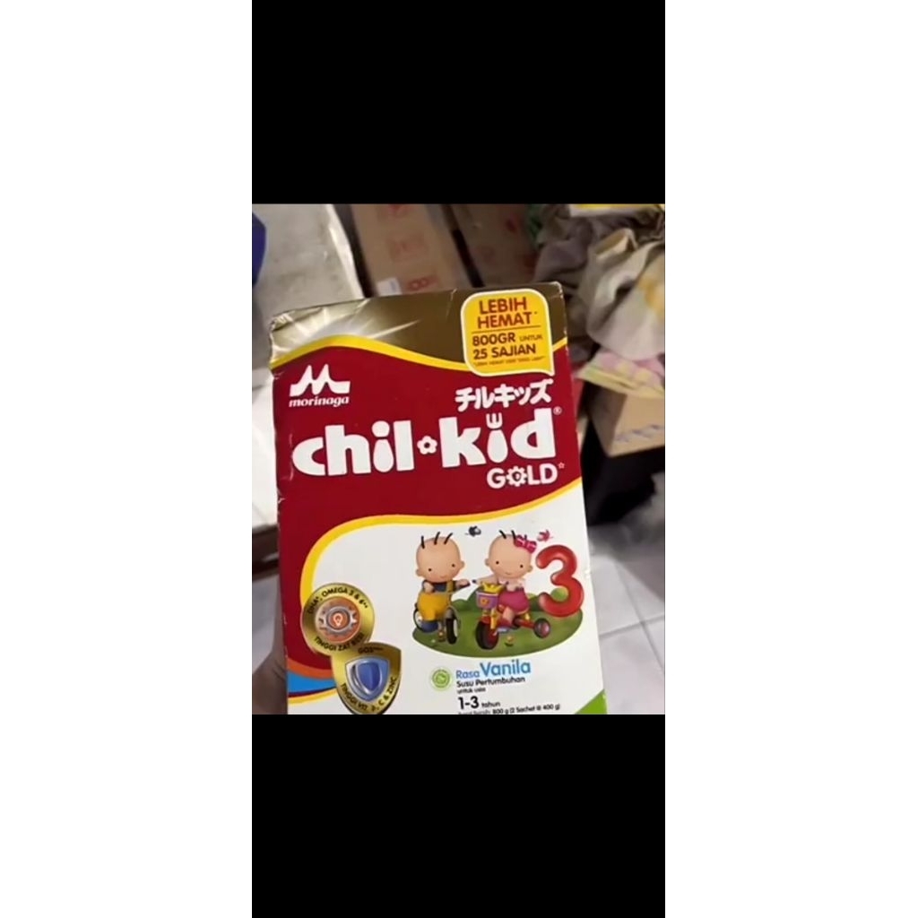 

susu chilkid 800 gram kardus rusak