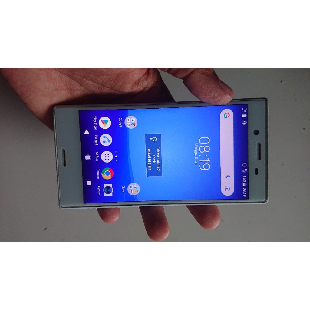 sony xperia x compact