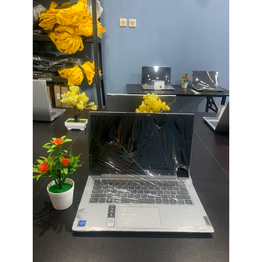 Lenovo Ideapad Slim 1