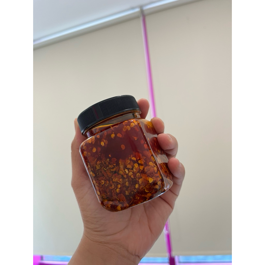 

Chili Oil 200ml toples