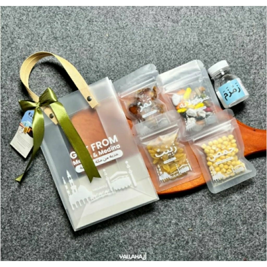 

KHALEED APPAREL X YALLAHAJJ Oleh-oleh Haji & Umroh Paket Hemat Tas Mika Midi/Hampers/Gift Haji dan Umroh