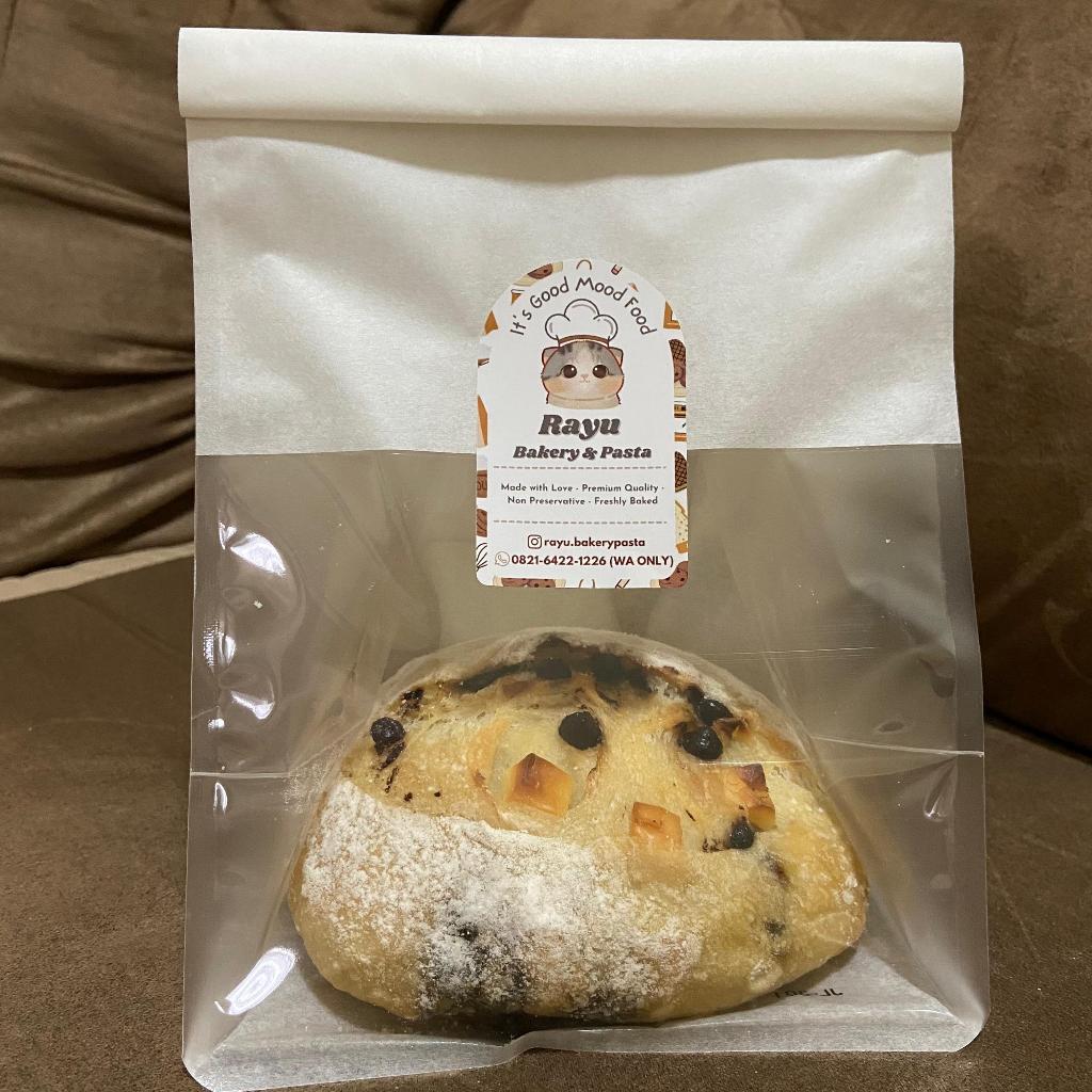 

SOURDOUGH BREAD HOME-MADE