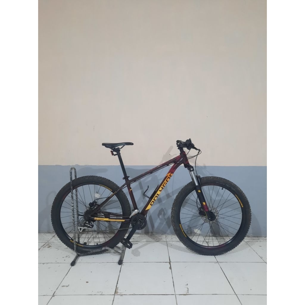 POLYGON PREMIER 4 TAHUN 2021