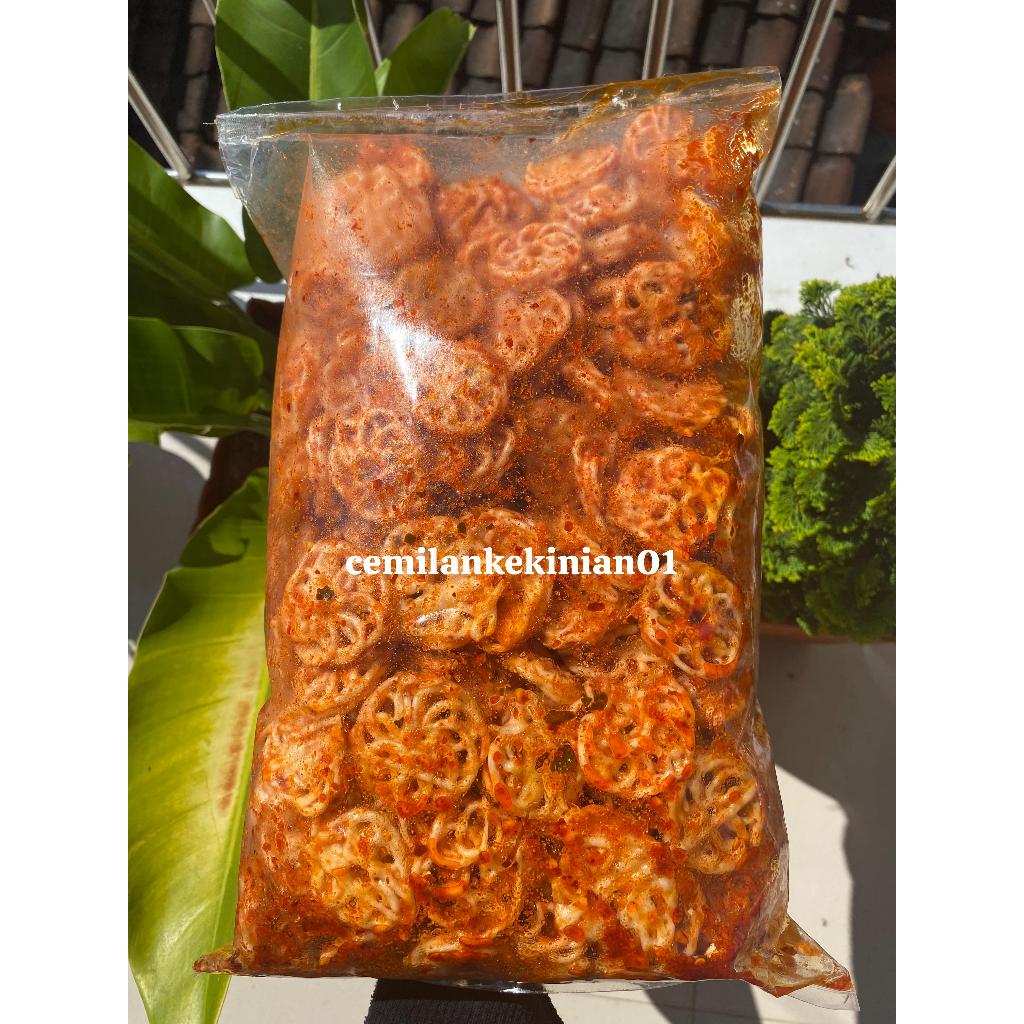 

seblak kerupuk rafael/mawar 1kg pedas daun jeruk