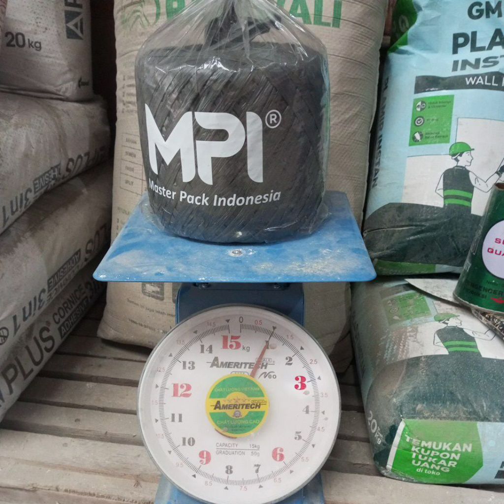 

tali rafia/tali plastik full 1 kg